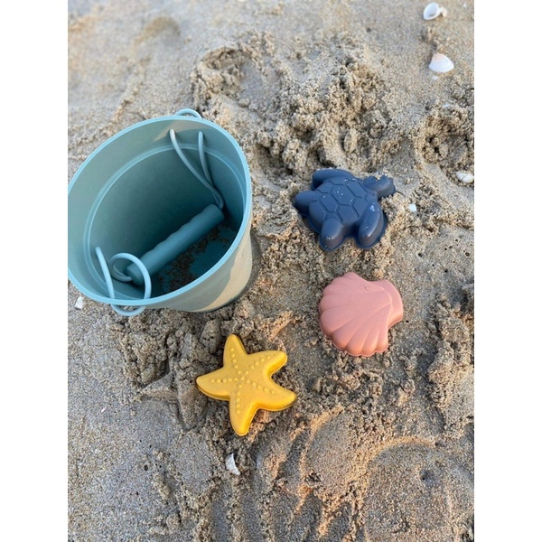 Beach Toy Set Macro & Micro (Đồ Chơi Xúc Cát)