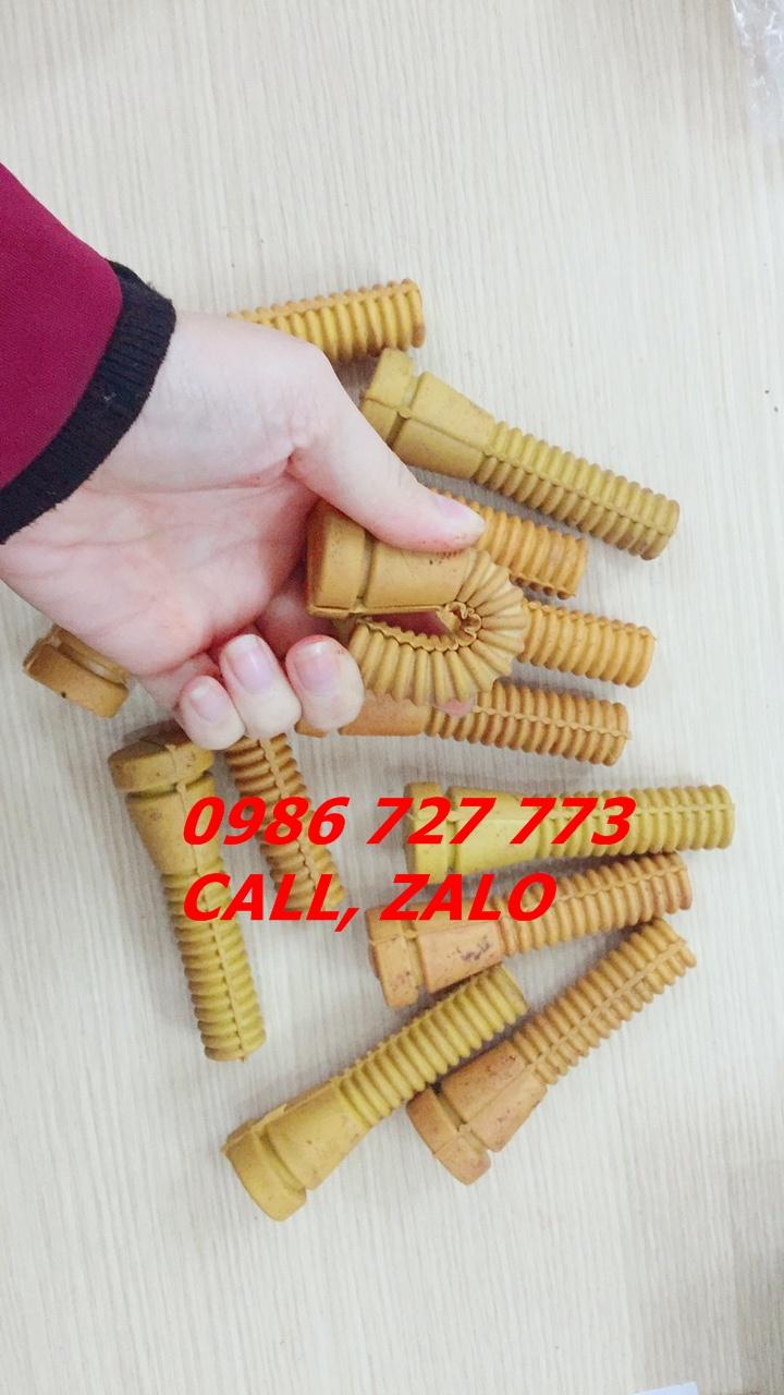 Núm cao su vặt lông gà lông vịt