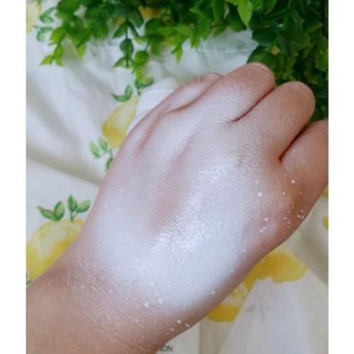 Xịt Chống Nắng Trắng Da Maycreate 150ml
