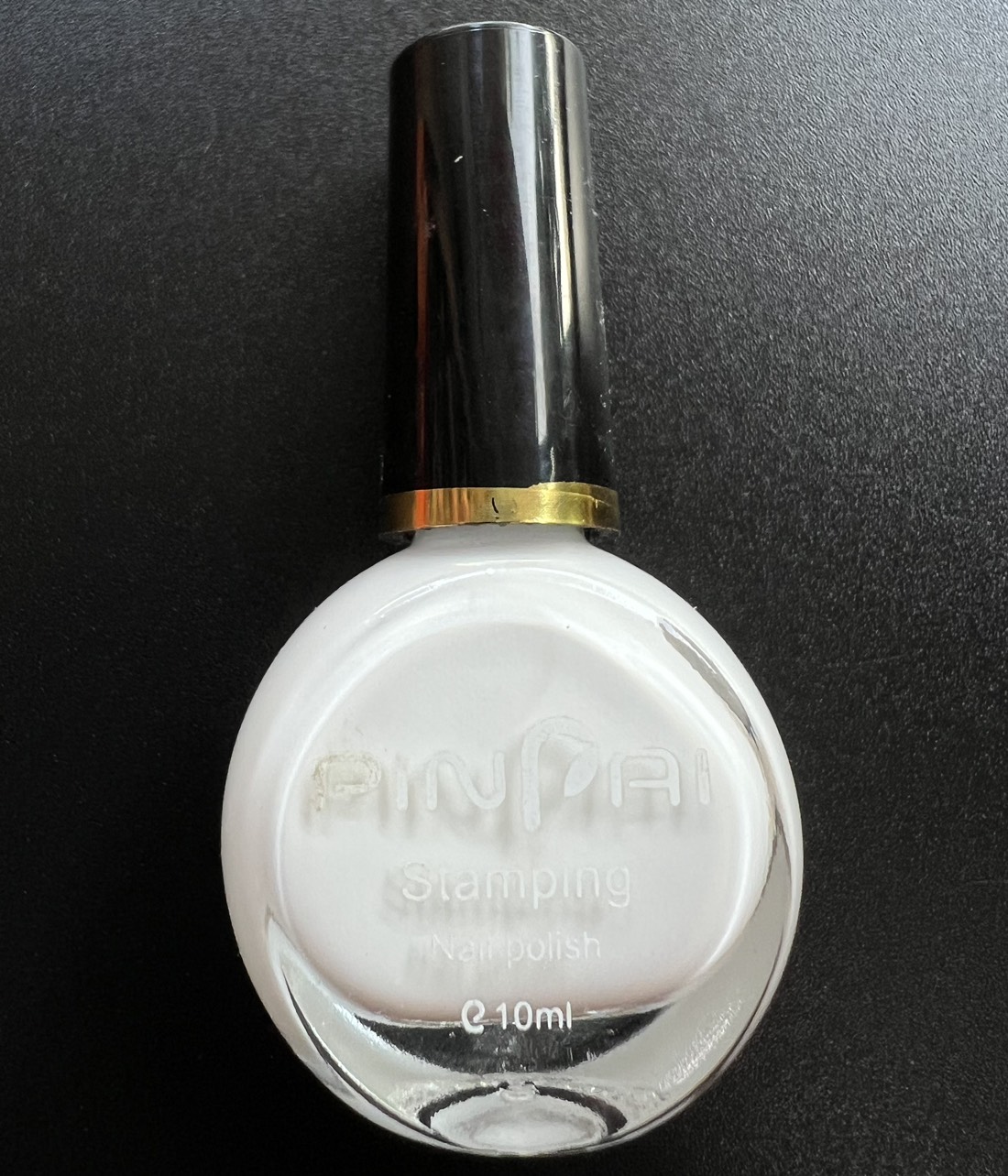 Sơn in móng nail màu trắng đen