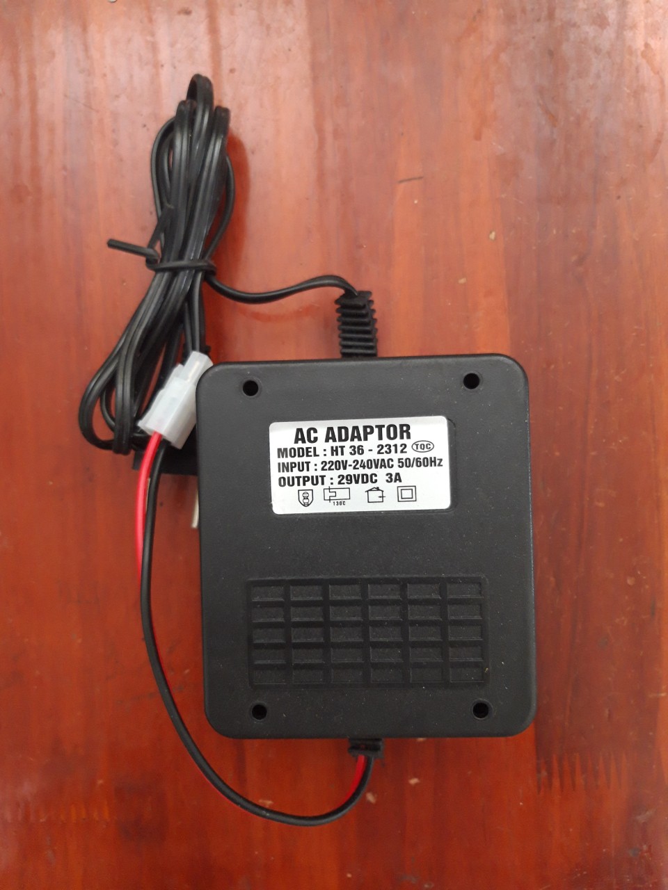 Nguồn Adapter 29V 1.5-3A dùng cho máy phun sương