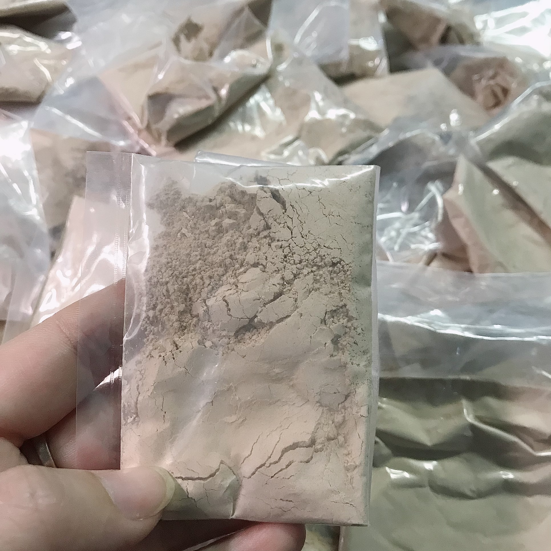Diệt mò mạt gà(đặc trị) 8-10gr/1 túi