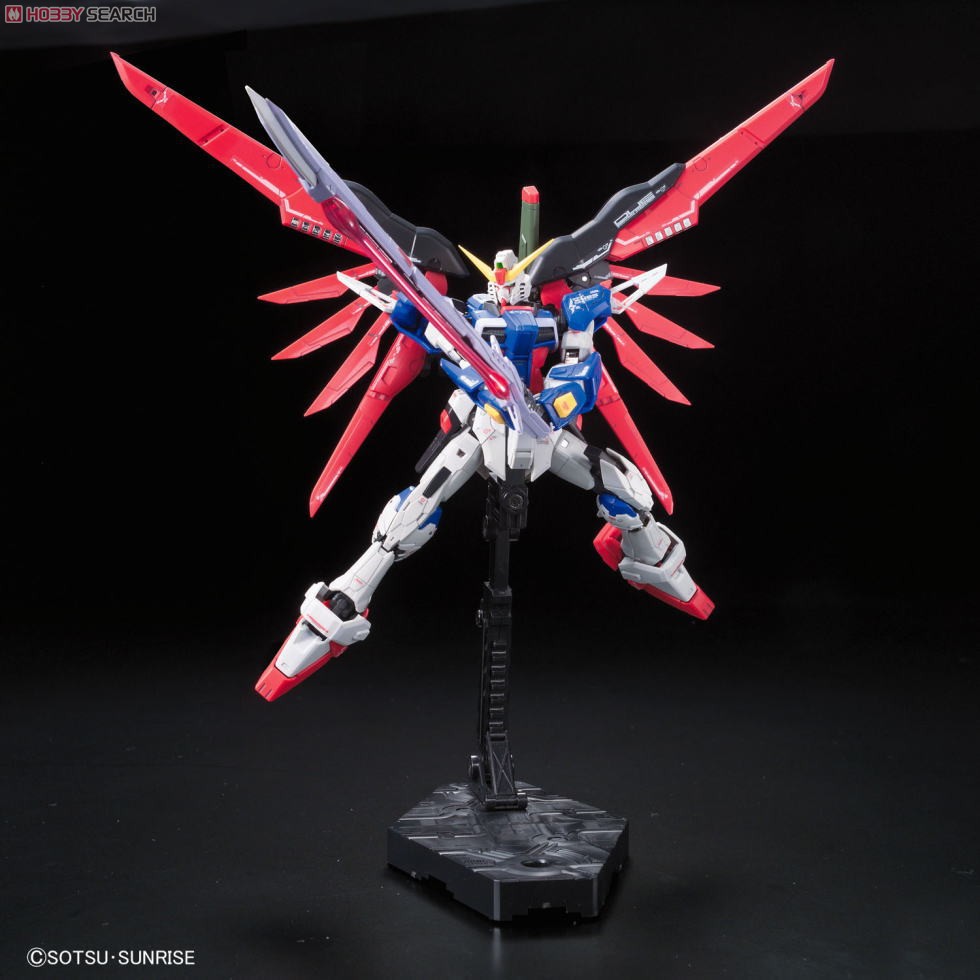 Mô Hình Lắp Ghép RG Destiny Gundam (Bandai)