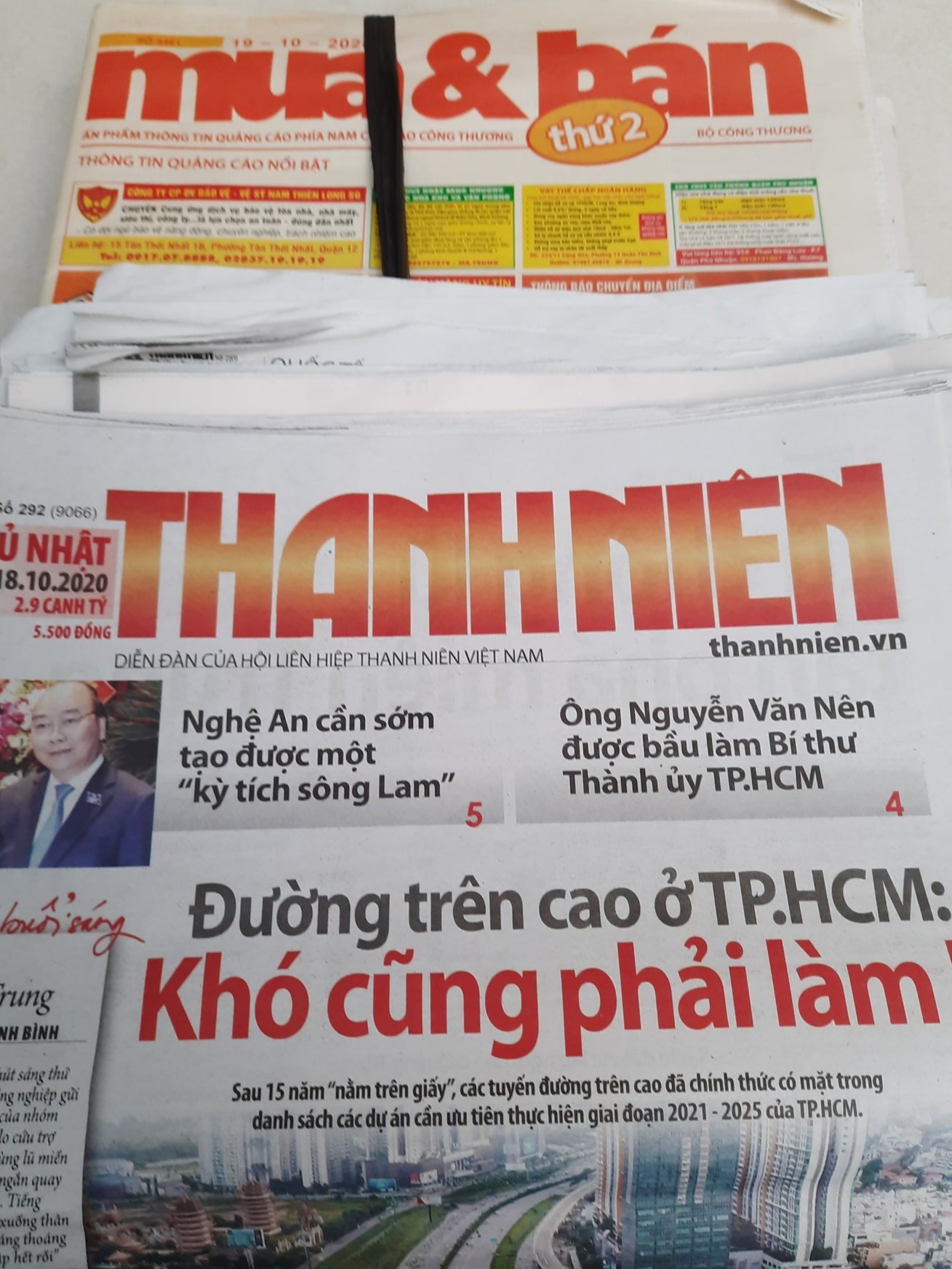 Một kg báo giấy cũ gói hàng