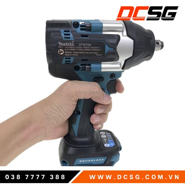 Máy siết bu lông dùng pin Makita DTW700( Hàng Tách Bộ không bao gồm hộp)