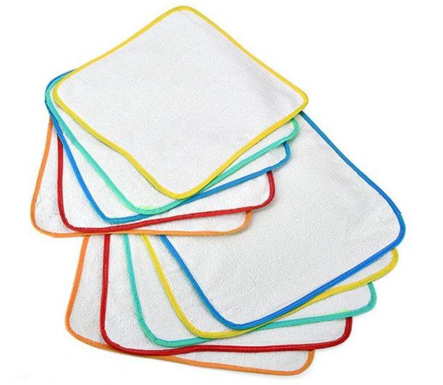 [HCM]Combo 10 tấm lót chống thấm doremon viền vắt sổ
