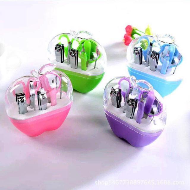 [HCM]Bộ Kềm Cắt Móng 9 Món – Hộp Trái Táo
