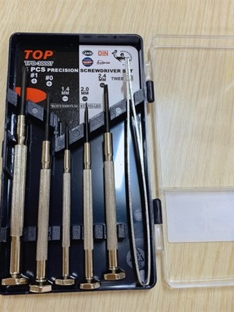 Top screws repair kit with tweezers