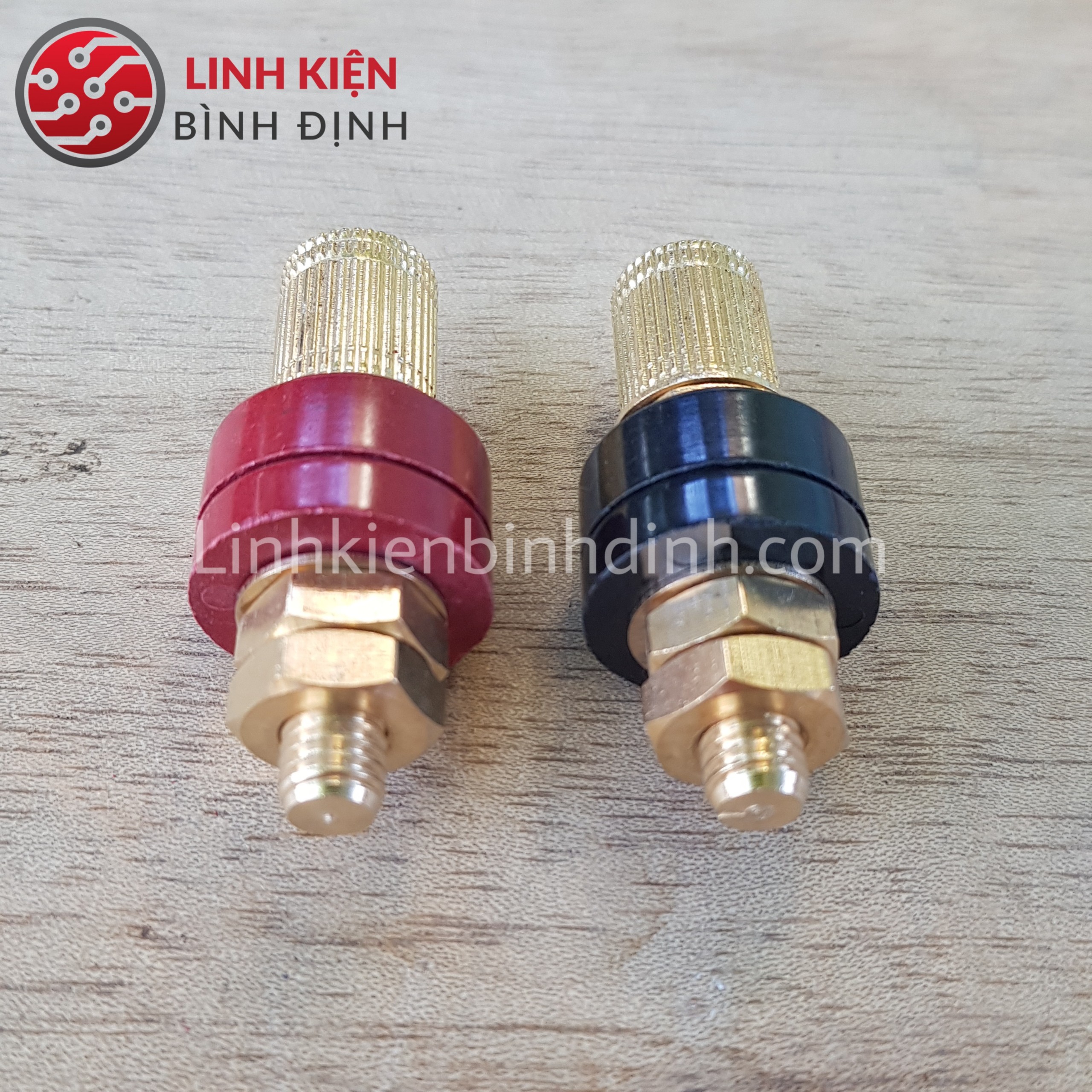 Cặp cọc đồng M8 lắp vỏ ắc quy (1 cặp đỏ đen)