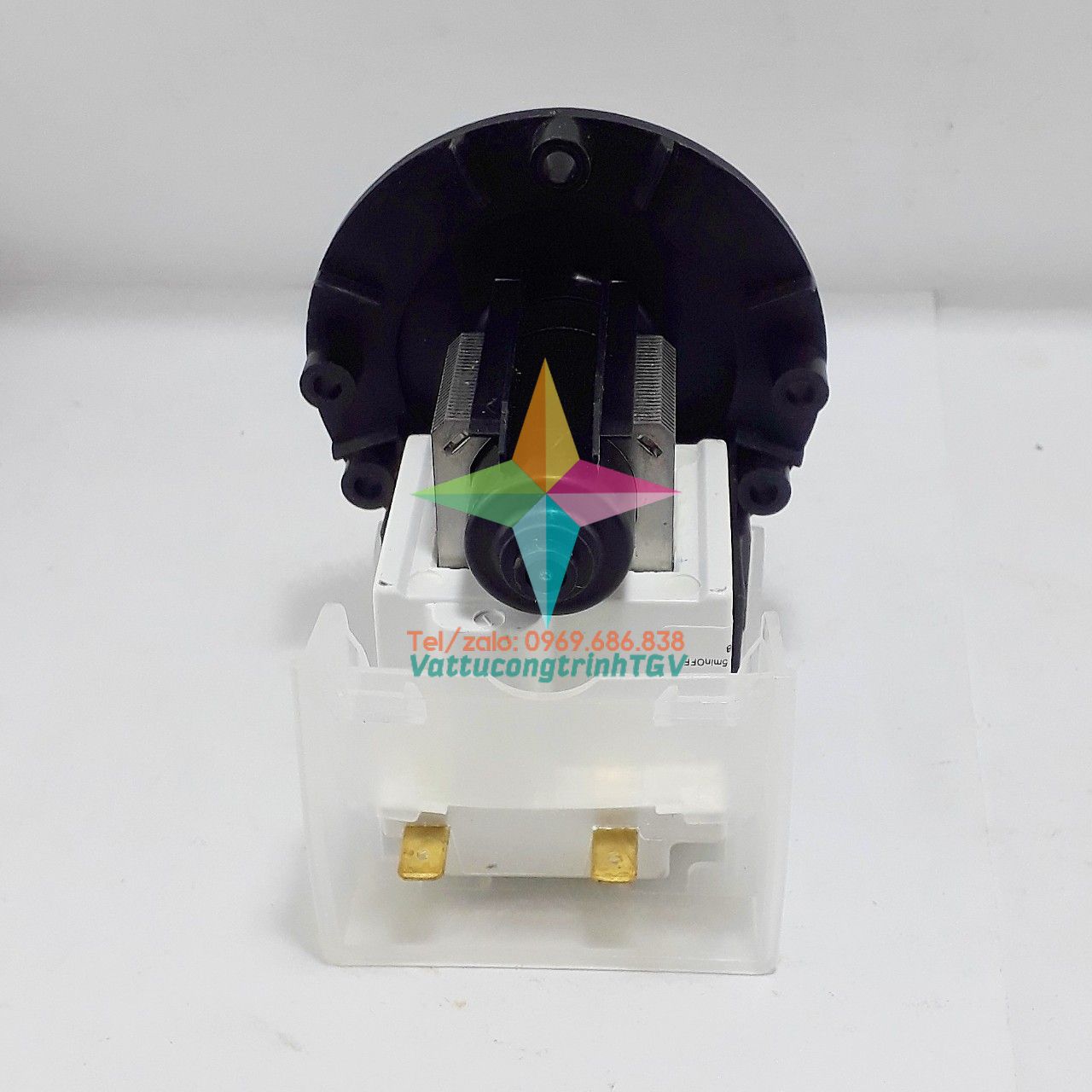Bộ bơm xả máy giặt LG của ngang dạng bắt vít hãng.