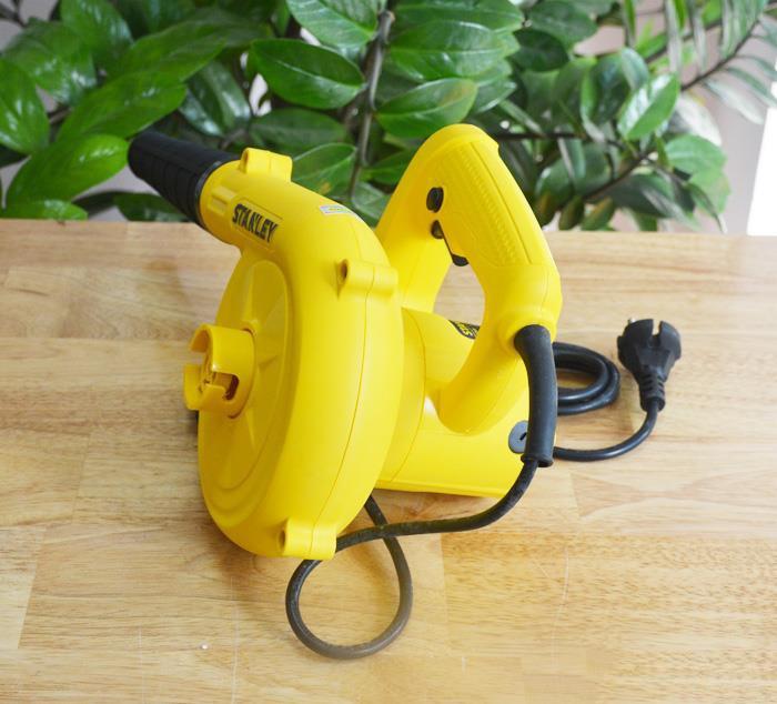 Máy thổi bụi Stanley STPT 600 (Vàng)