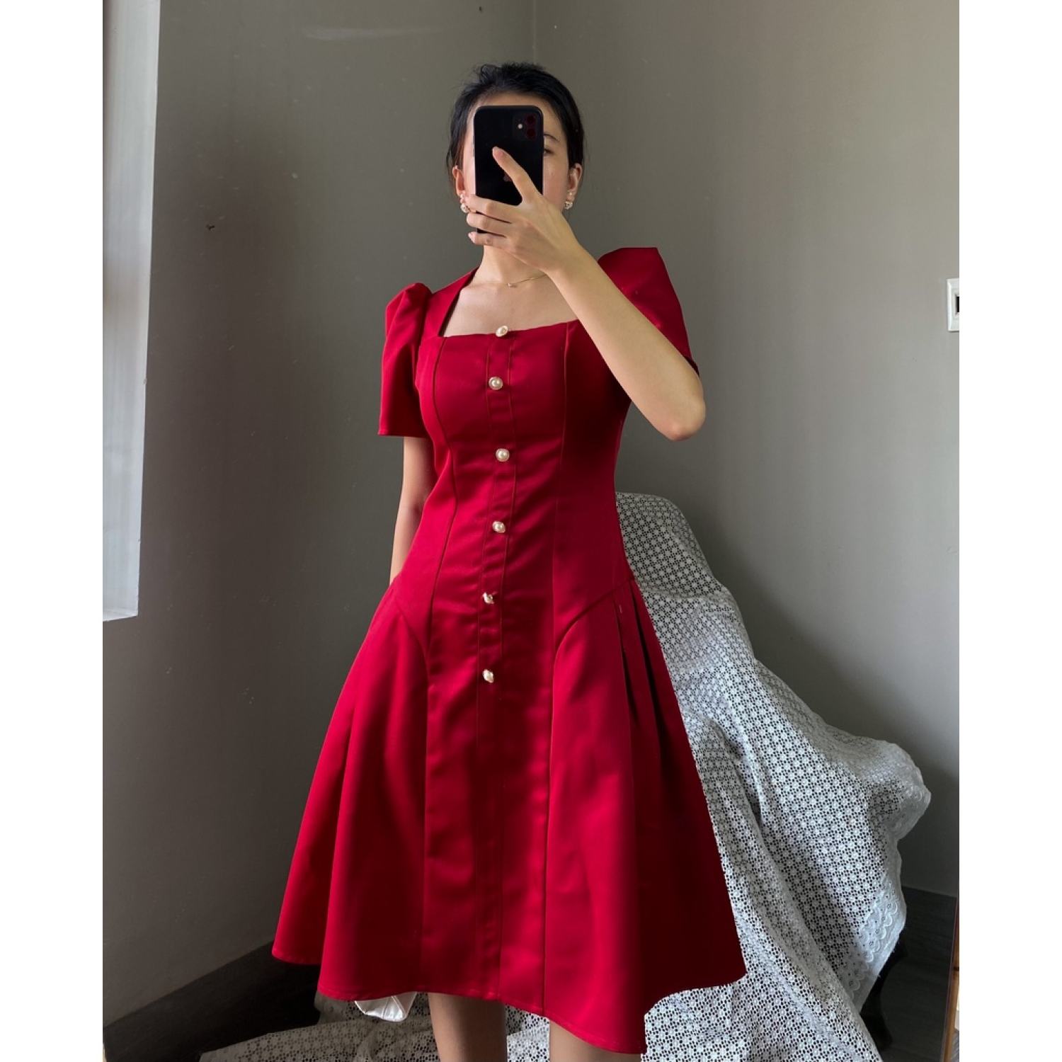 Đầm xếp ly cup ngực dáng xòe