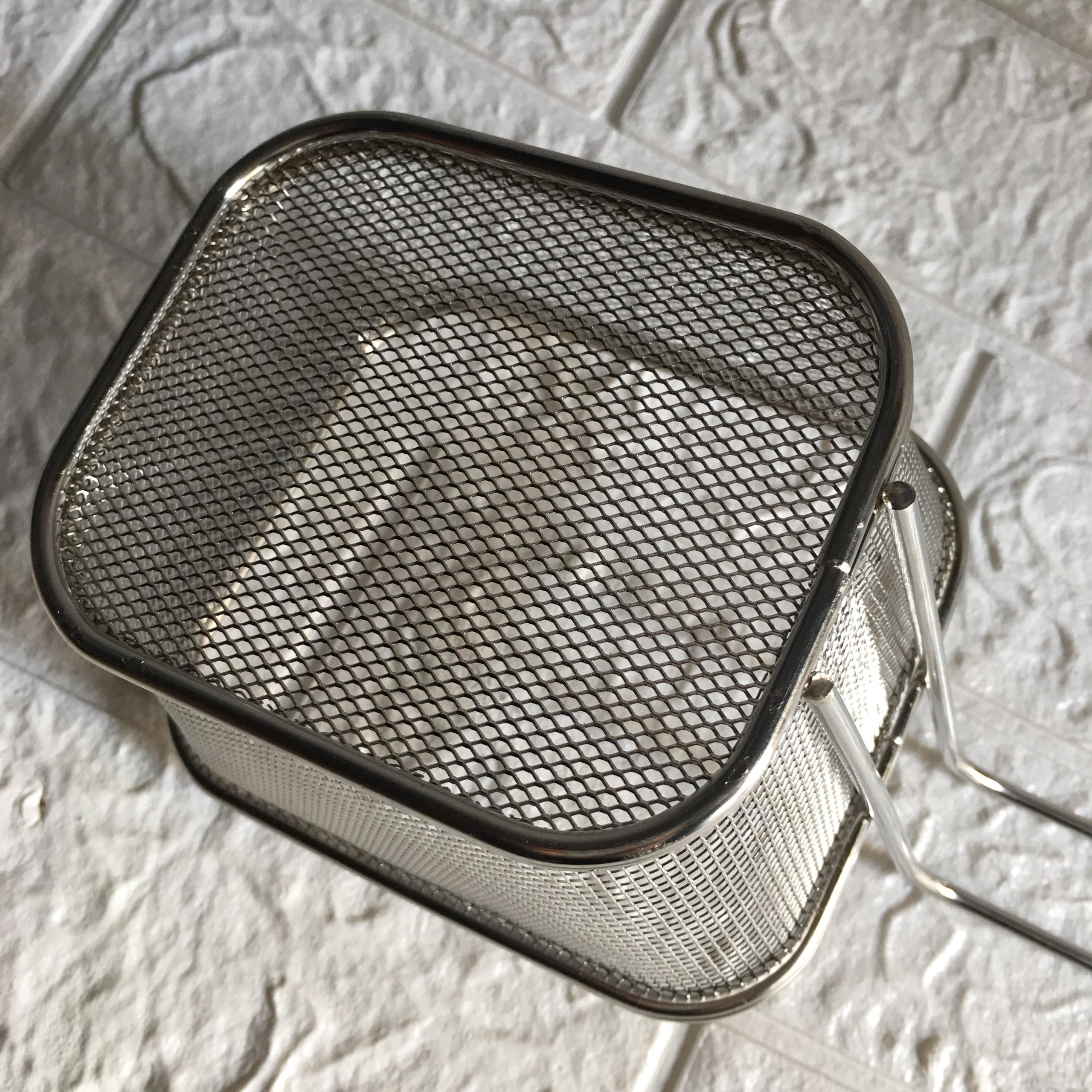 Rổ lưới Inox vuông tròn dùng cho nhà bếp.