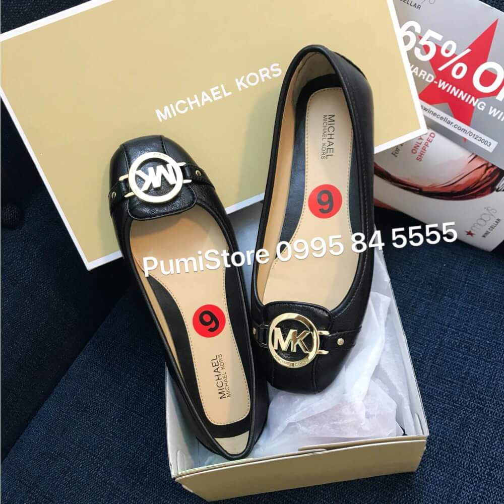Giày Michael Kors Đen Khóa Vàng