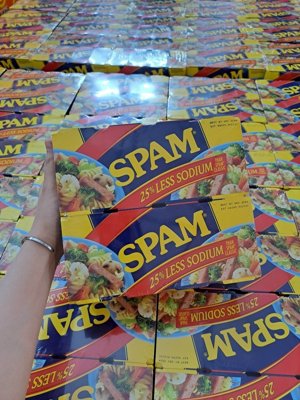 [Date 2026] Thịt Hộp Hormel Spam 25% Less Sodium (340g x 8 Hộp) Mỹ