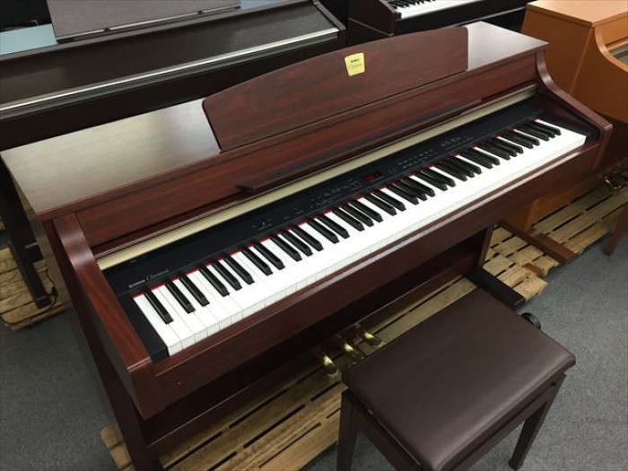 Piano Yamaha CLP 330