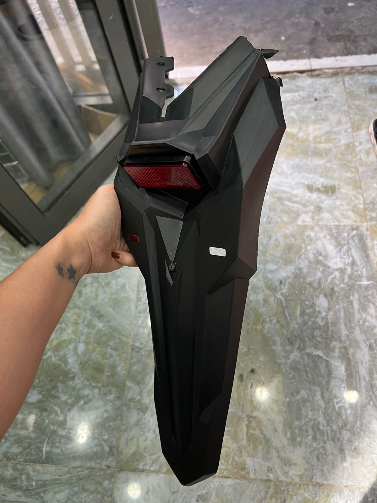 Dè biển số xe Exciter 150 kiểu Sonic
