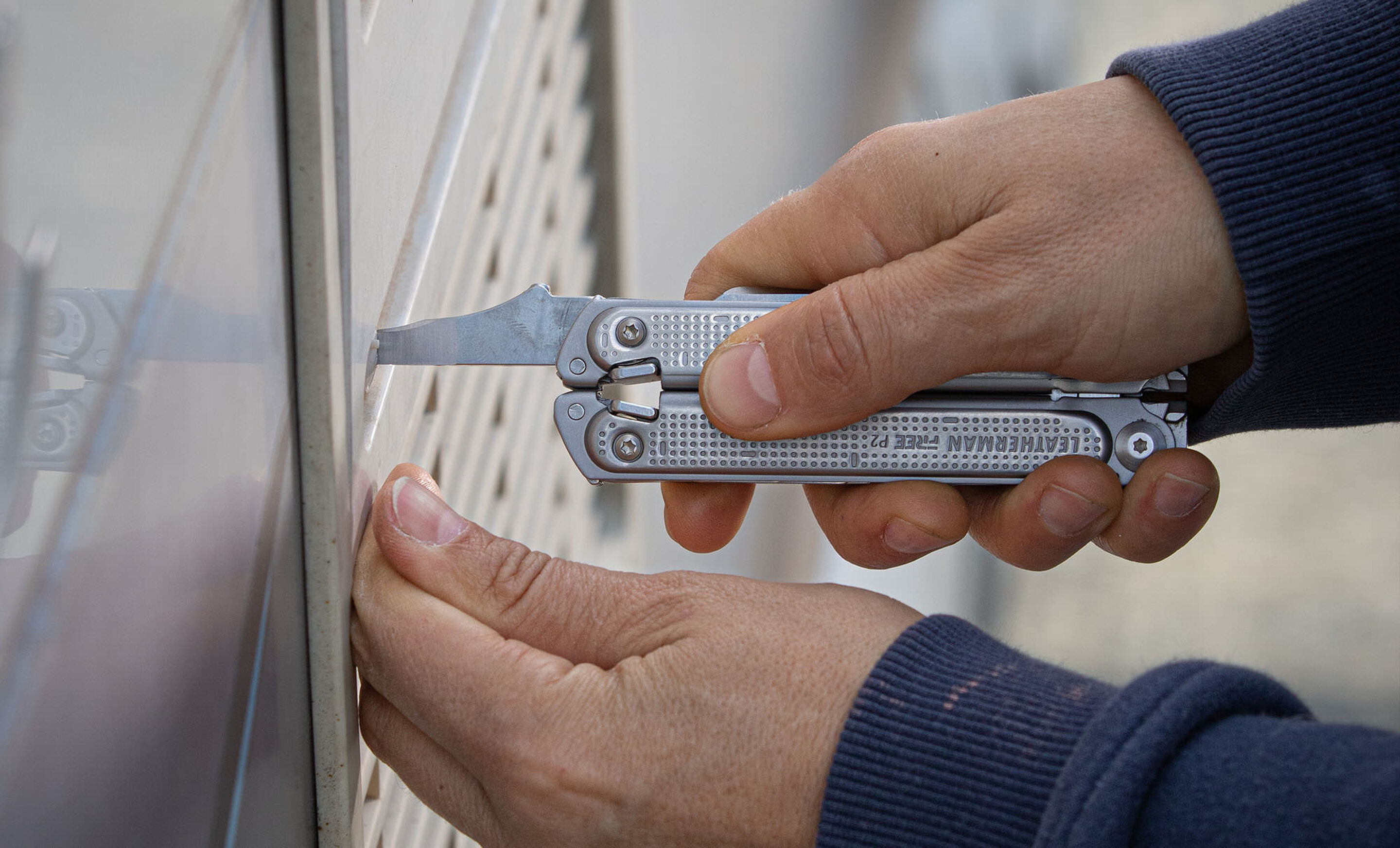[Trả góp 0%]Dụng cụ cầm tay đa năng Leatherman Free P2 (19 tools) [Bảo hành chính hãng 25 năm]