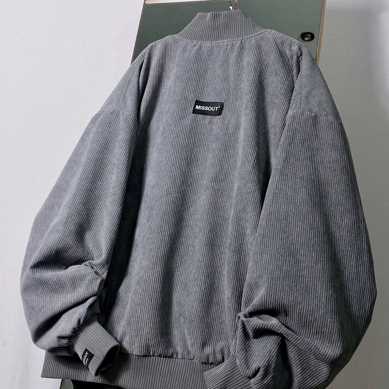 Áo khoác bomber Missout nam nữ