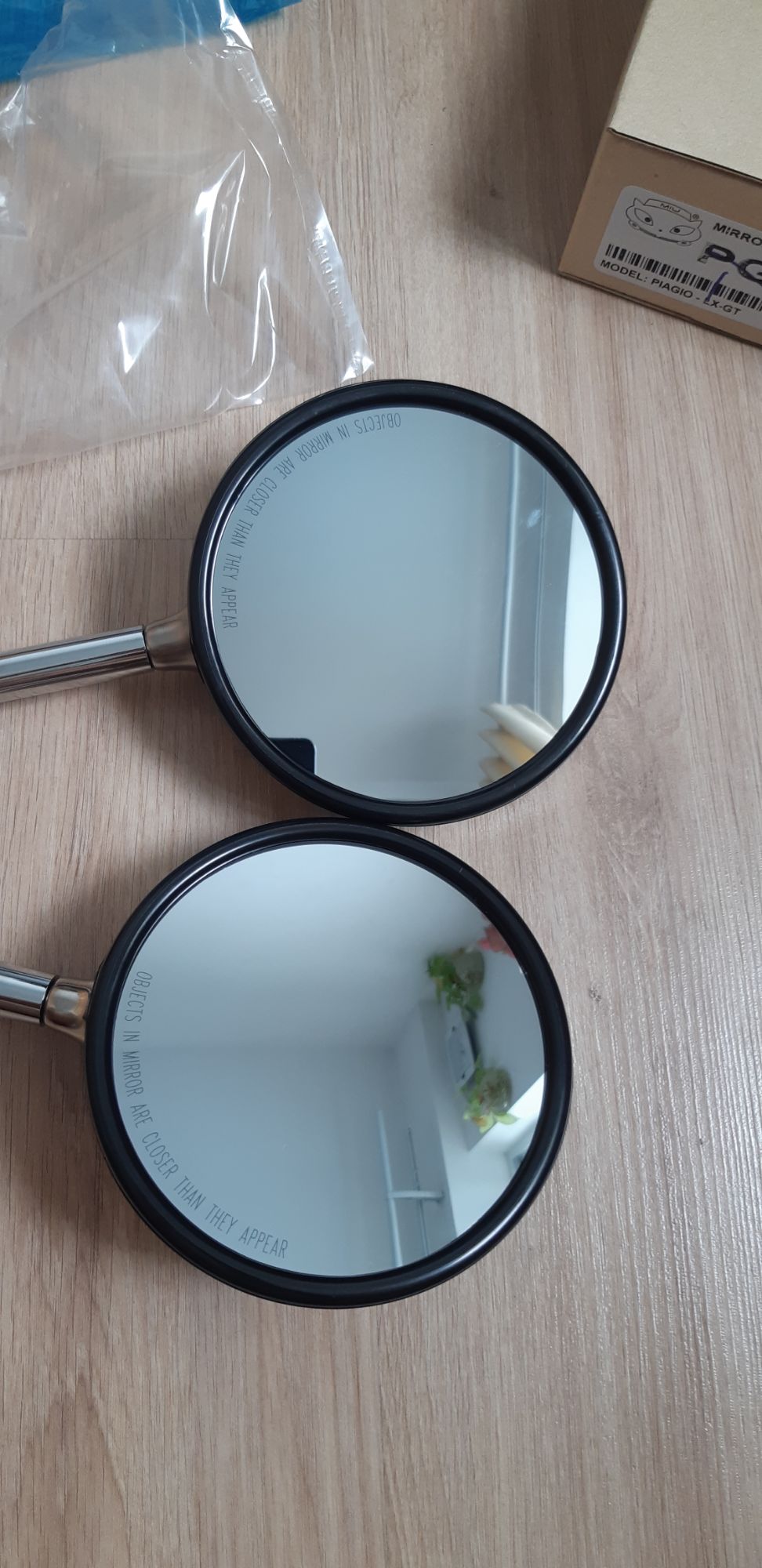 [HCM]kính chiếu hậu xe PIAGGO zin