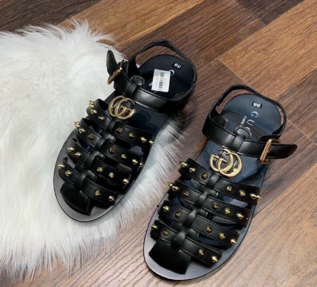 Dép sandal nam rọ GC đinh