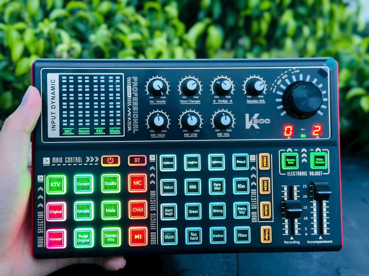 [Siêu Sale] Soundcard K300 AutoTune, hát karaoke, thu âm chuyên nghiệp và livetream được cả 3 ĐT cùng lúc - live bigo, lazlive, autotune nhạy giọng cực xịn, giá rẻ nhất sàn