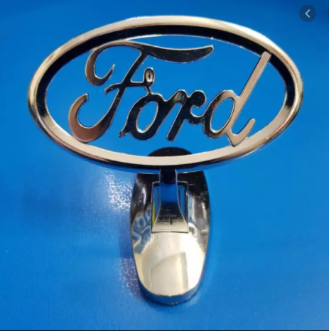 Logo thương hiệu gắn mui xe Ford cực đẹp