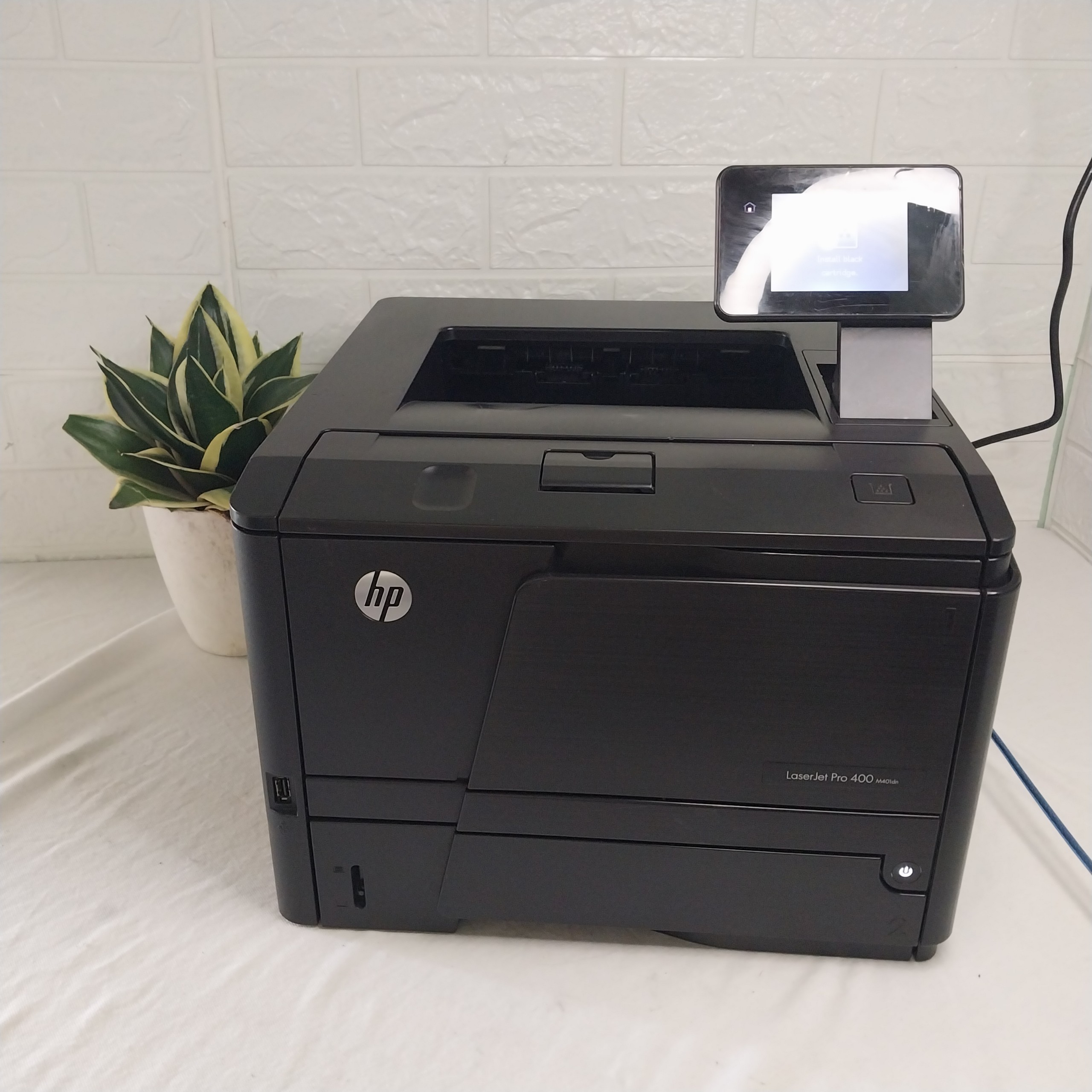 Máy in HP LaserJet Pro 400 M401dn tân trang