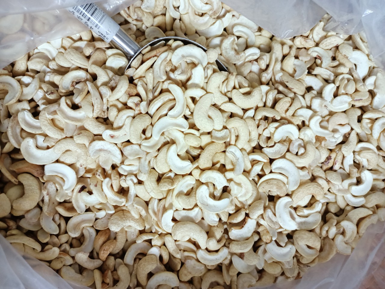 1Kg Hạt Điều Rang Sạch Vỏ Lụa Nguyên Vị Loại Vỡ Đôi