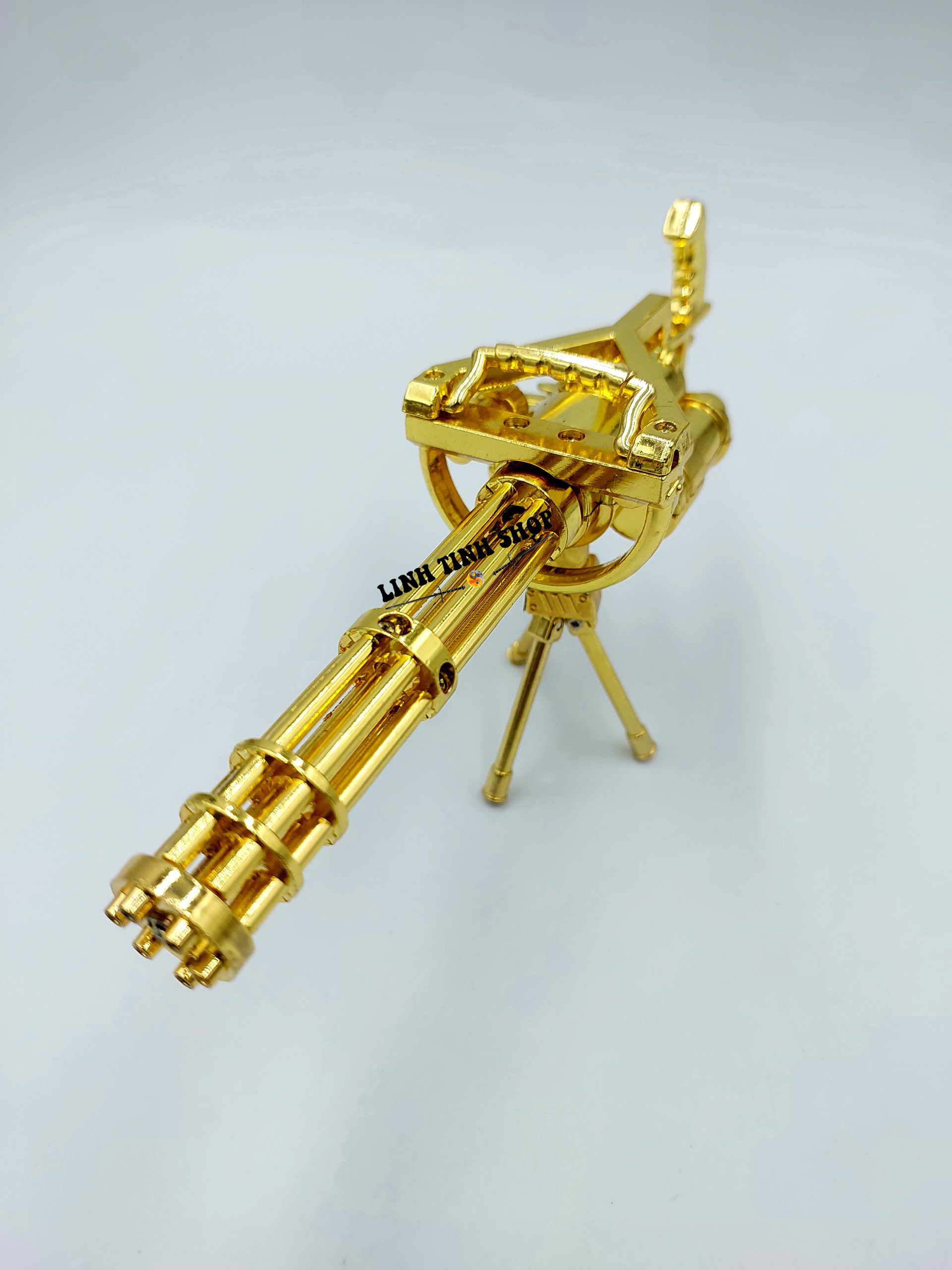 Mô hình trưng bày 6 nòng Gold CF