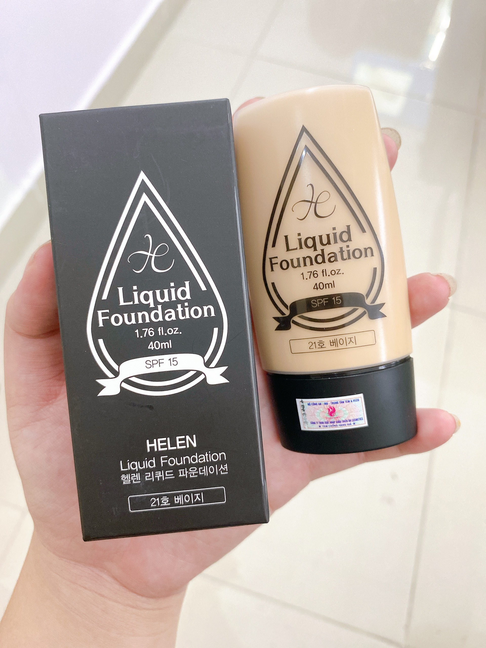 KEM NỀN TRANG ĐIỂM HELEN DẠNG TUÝP 40ML