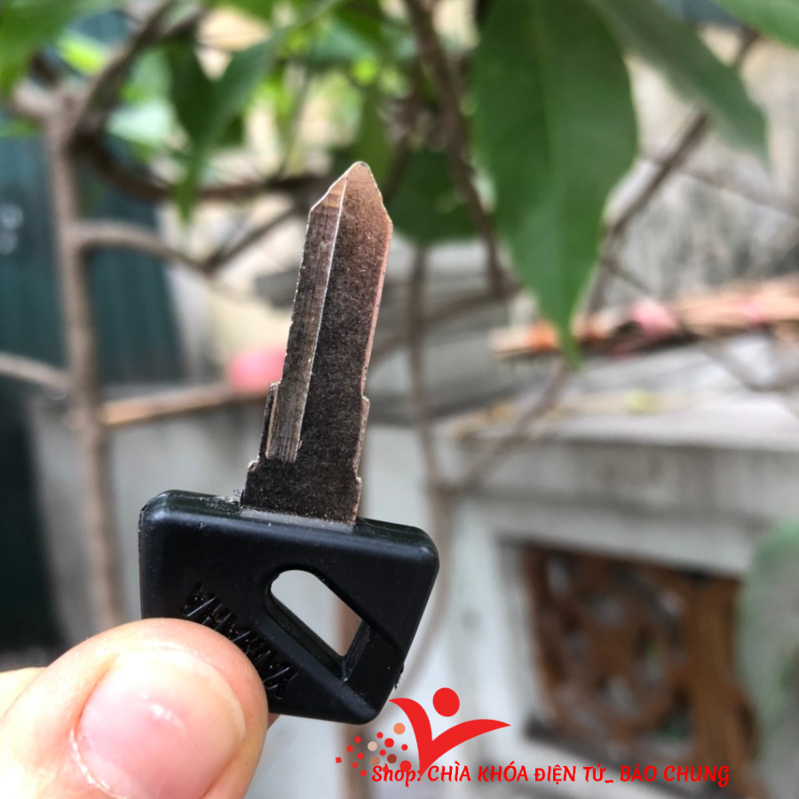 Phôi chìa khóa xe máy yamaha sirius đời đầu