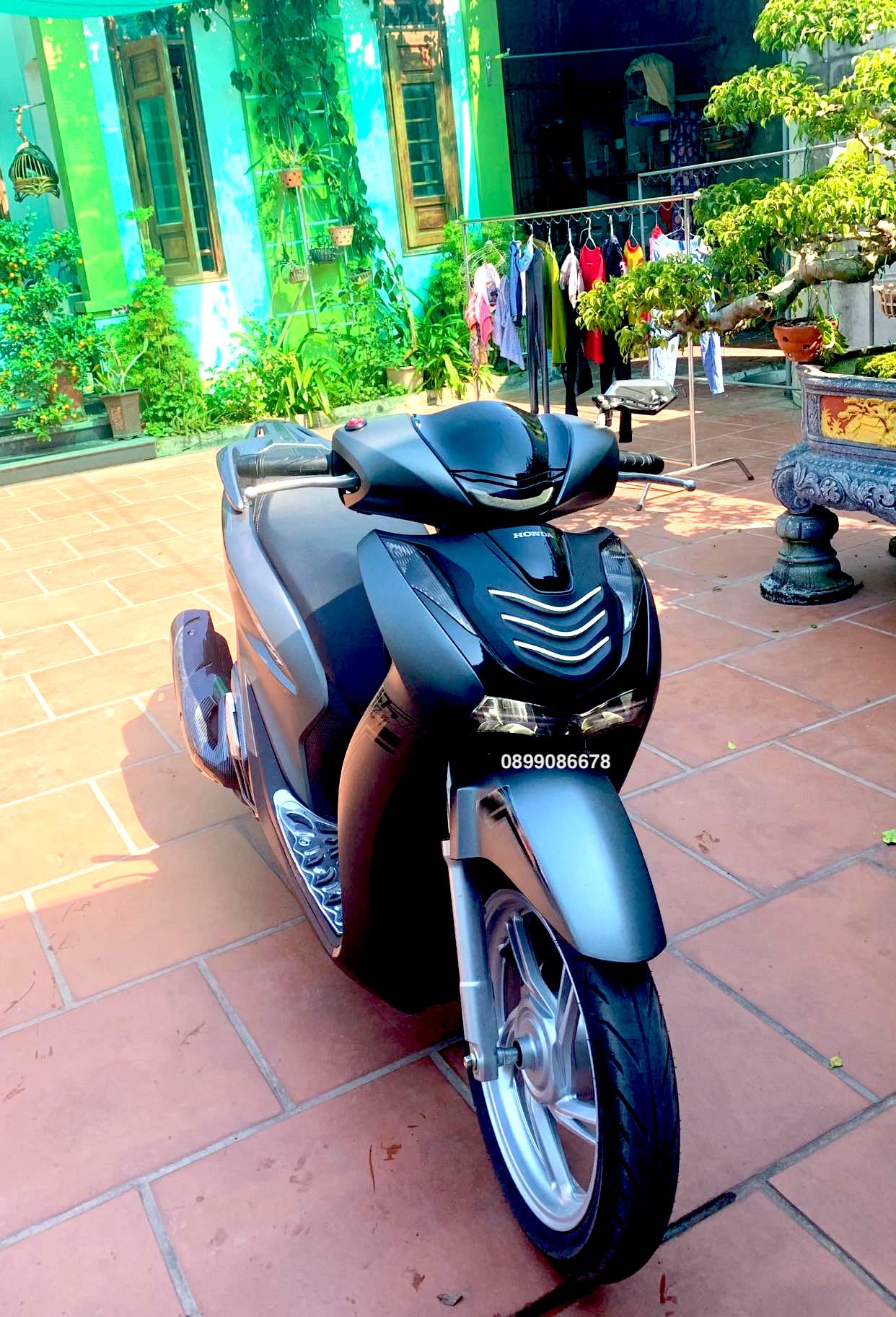 Mặt Nạ SH 2024 - Dùng Chung Xe SH 2023, 2022, 2021, 2020 - Loại 125i, 150i, 160i - Kiểu Mặt Nạ 3 Sọc Độ Thêm LED - Bảo hành 6 tháng