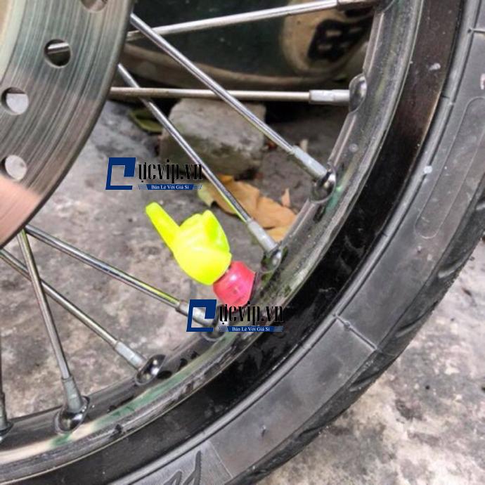 [HCM]Bộ 2 Nắp Chụp Van Vòi Xe Kiểu Ngón Tay MS1689