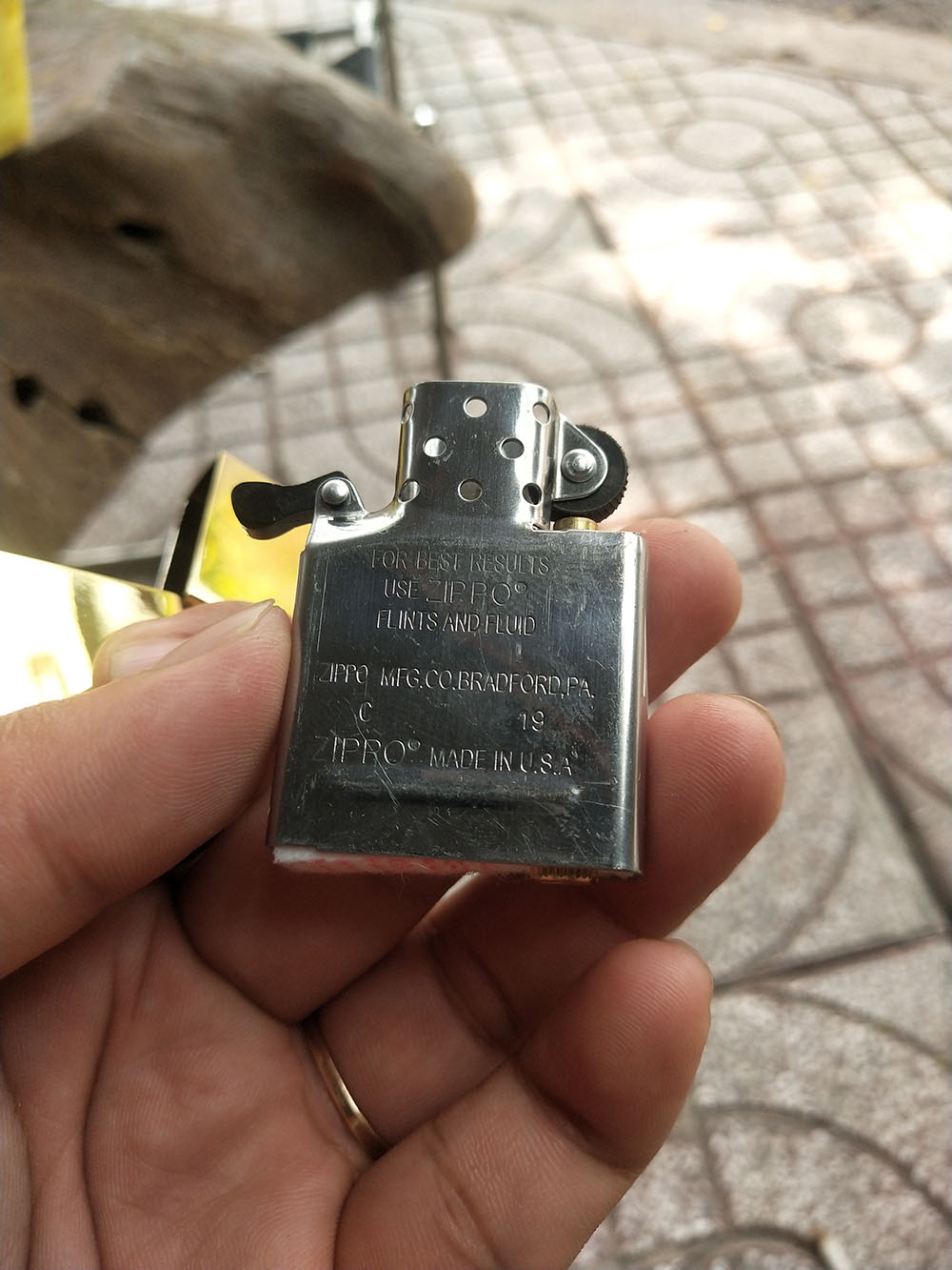 [HCM]Bật Lửa Zippo USA Khắc Logo 5555 - Tặng Xăng Đá