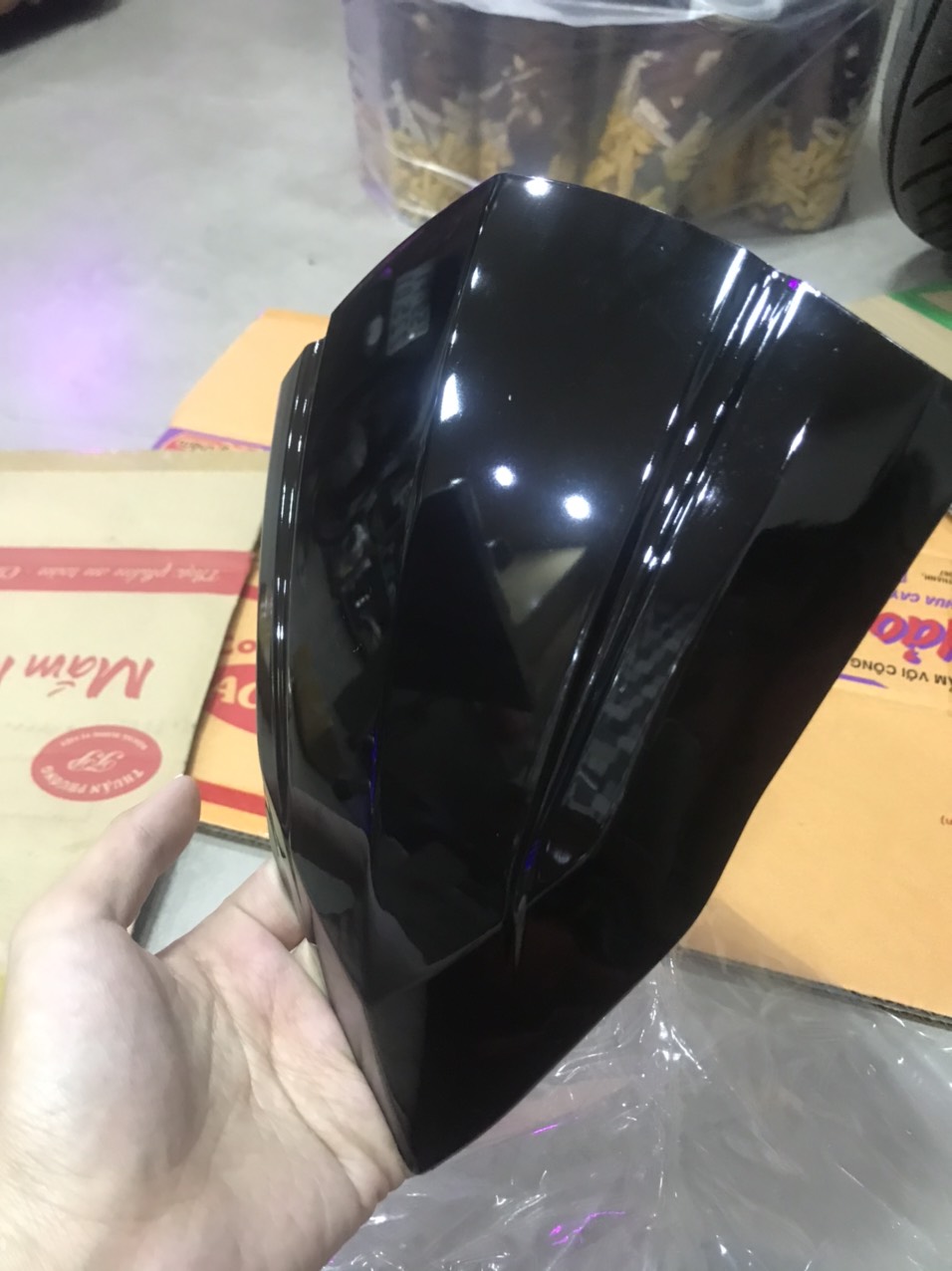 Mão ốp đầu Vario 2017-2020