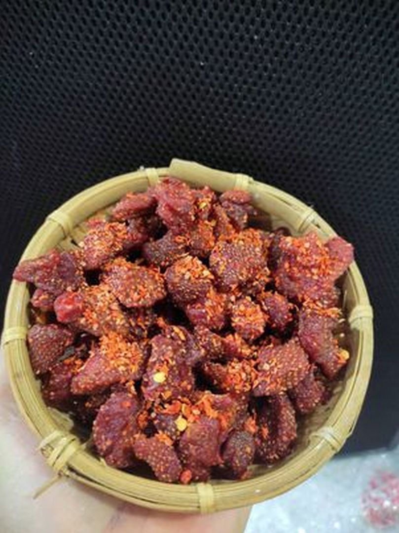 Dâu tây sấy lắc muối ớt thái lan - siêu ngon 500g