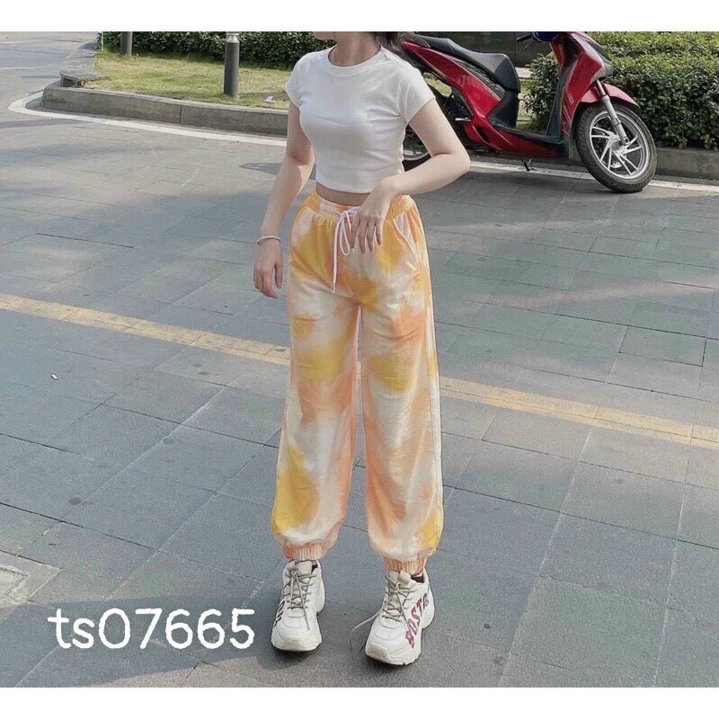 SET BỘ THUN CROPTOP MIX QUẦN JOGGER LOANG MÀU HOT TREND SIÊU TÔN DÁNG TTSGR