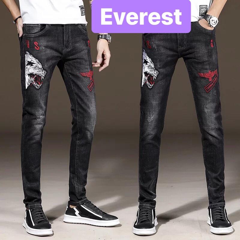 QUẦN JEAN NAM CHẤT BÒ ĐEN THÊU SÓI ĐẦU BẠC THẦN THÁI DB-446 EVEREST FASHION