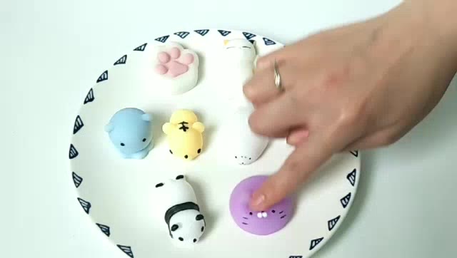 Squishy mini loại đẹp, có hộp riêng, giao mẫu ngẫu nhiên ah.