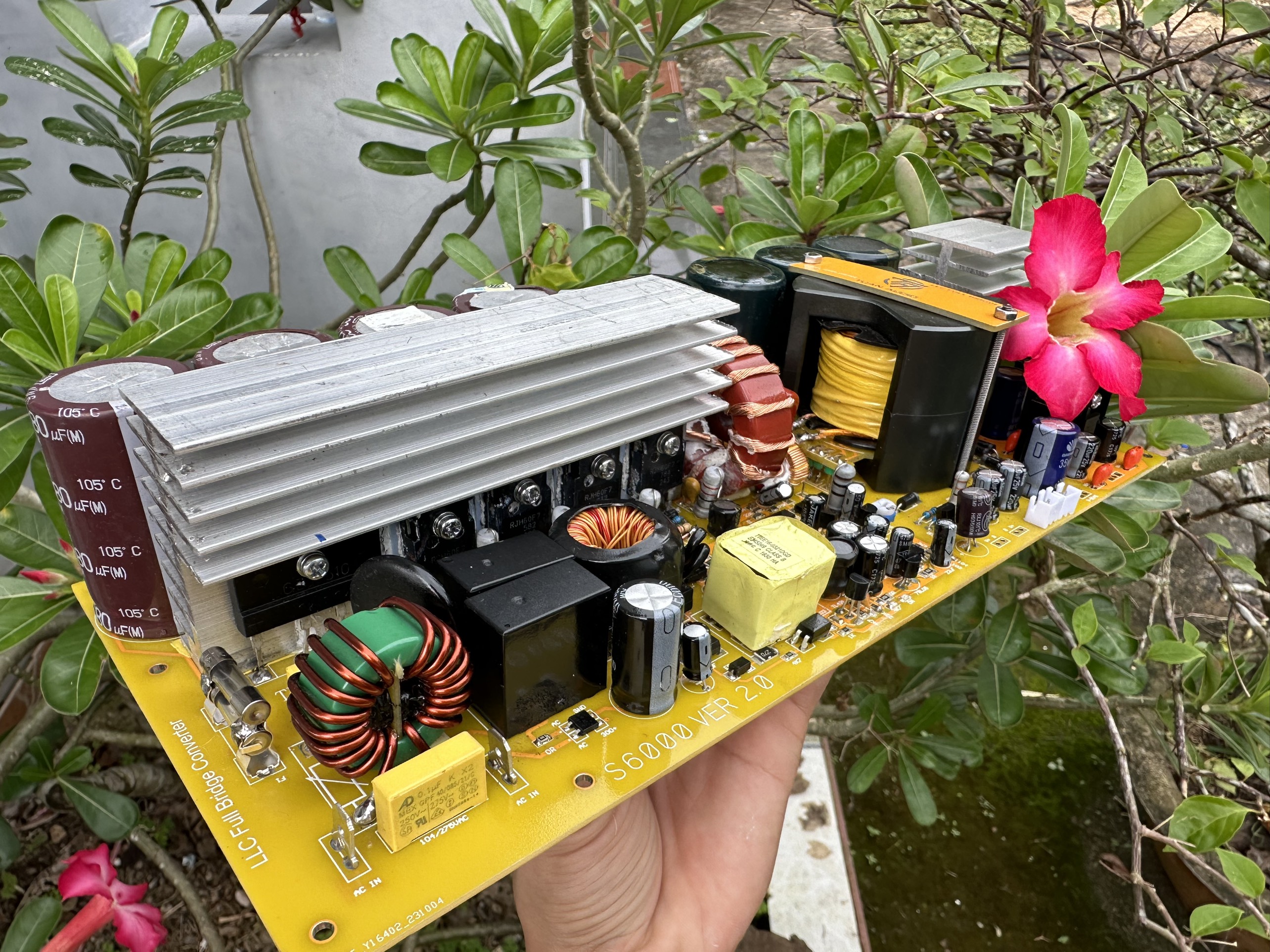 Nguồn Xung Full Cầu MODEL S6000 bền bỉ, mạnh mẽ