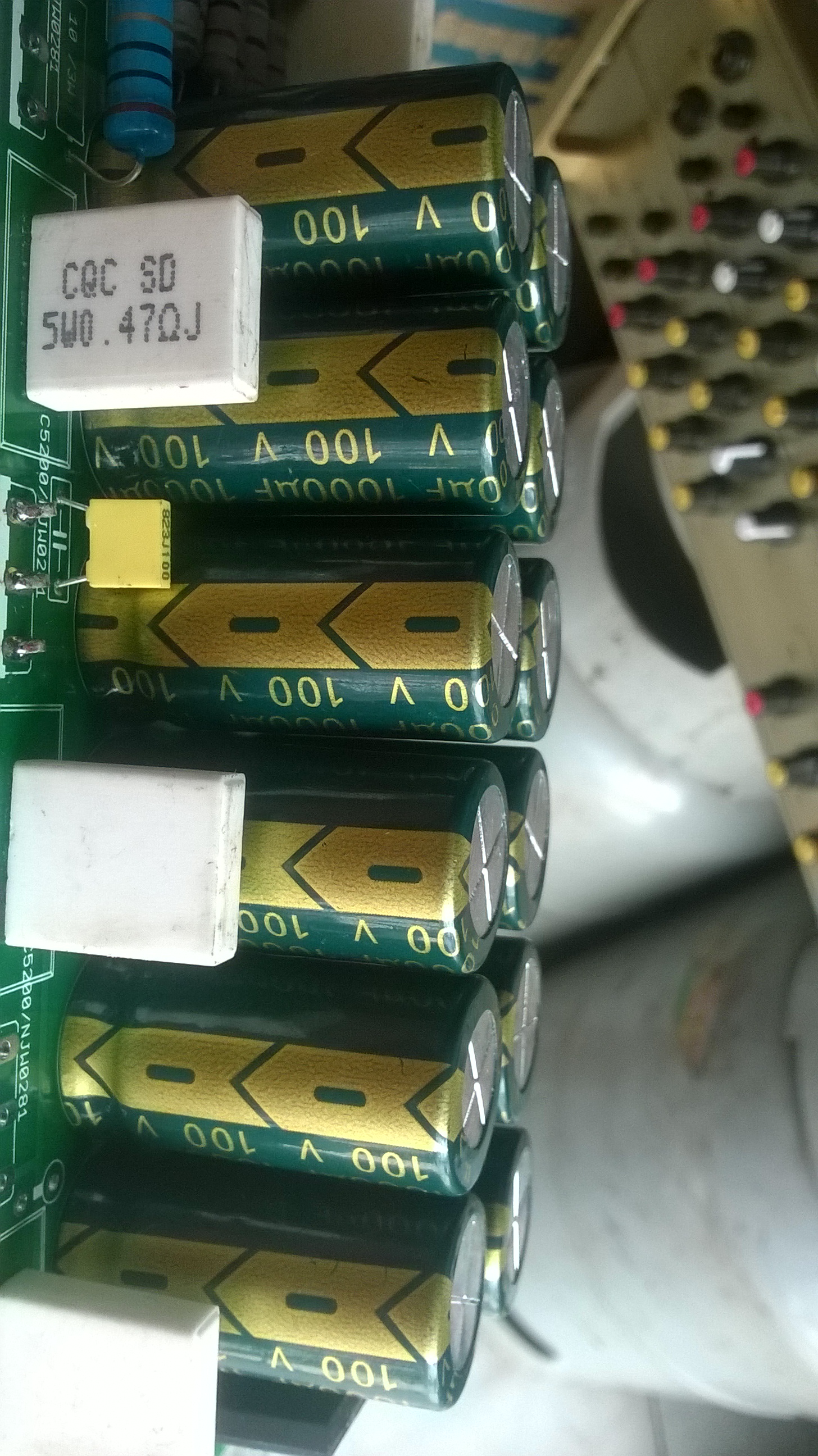 Mạch công suất 16 sò liền nguồn