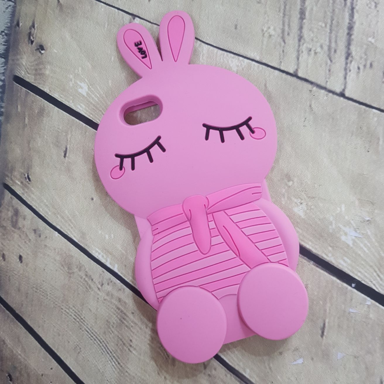 Ốp lưng nhựa thỏ Iphone 7/7G/7S siêu dễ thương