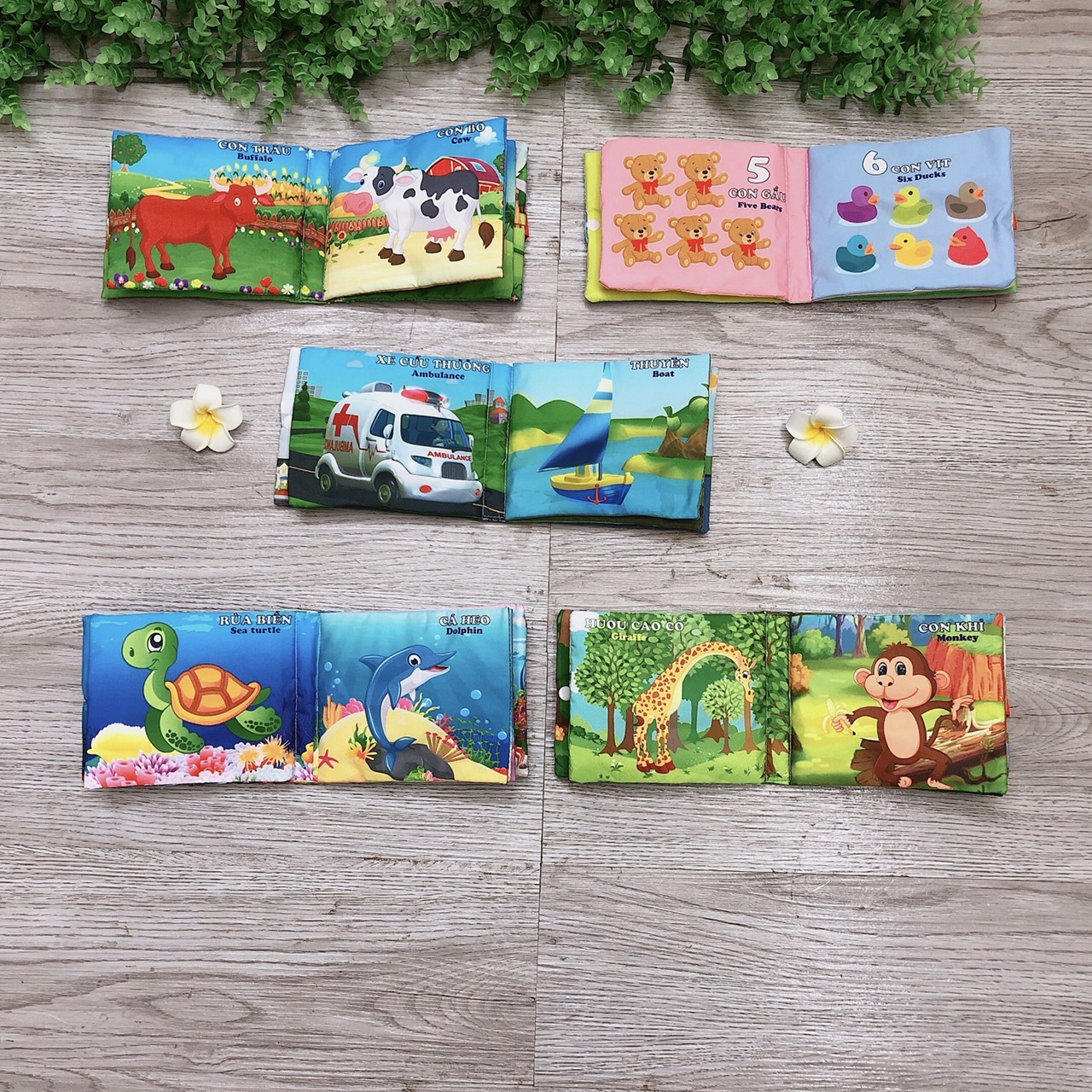 Đồ chơi sách vải cho bé giúp bé phát triển tư duy
