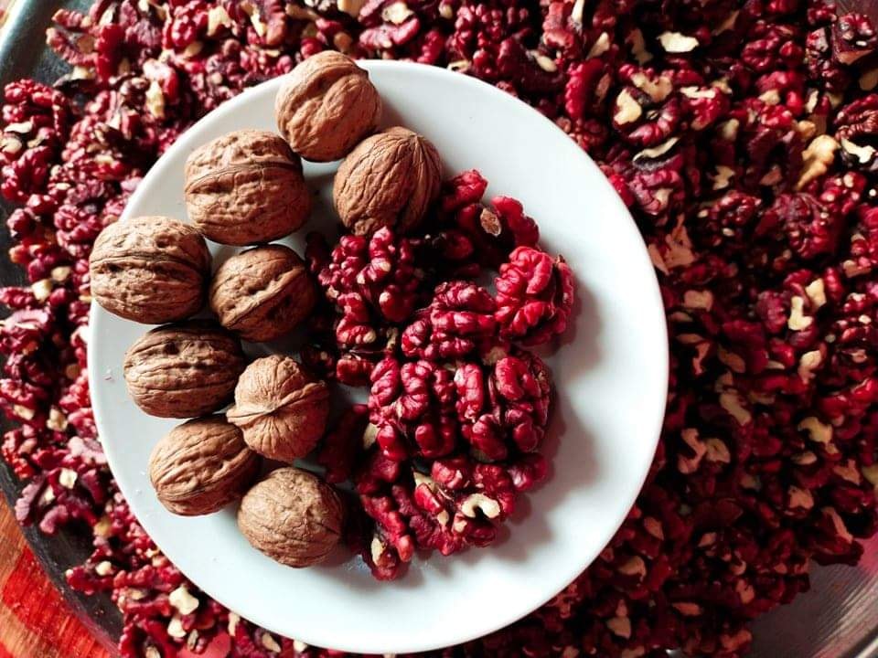 Hạt óc chó đỏ nguyên vỏ 500Gr