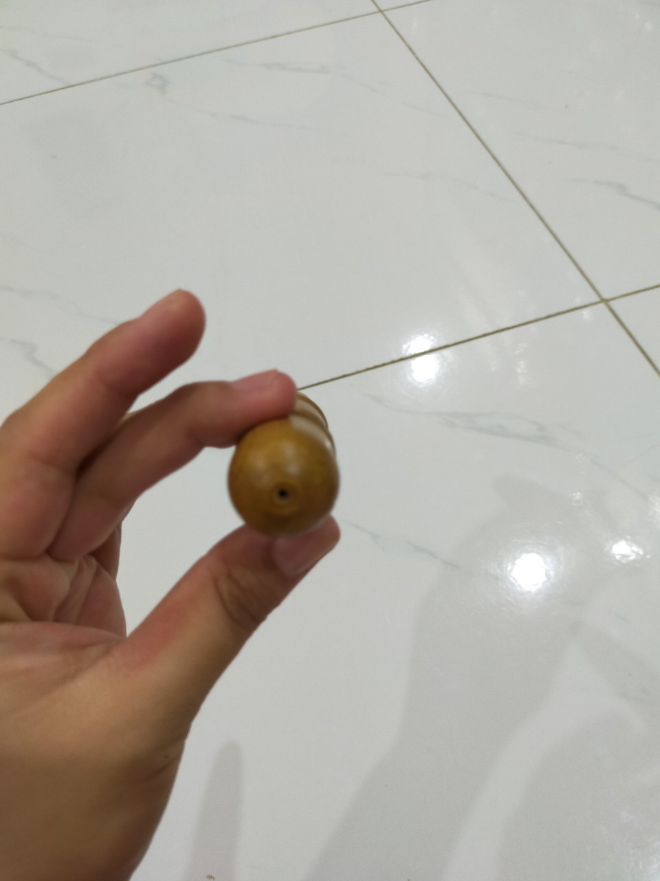 Cây day huyệt củ tỏi bằng gỗ thơm