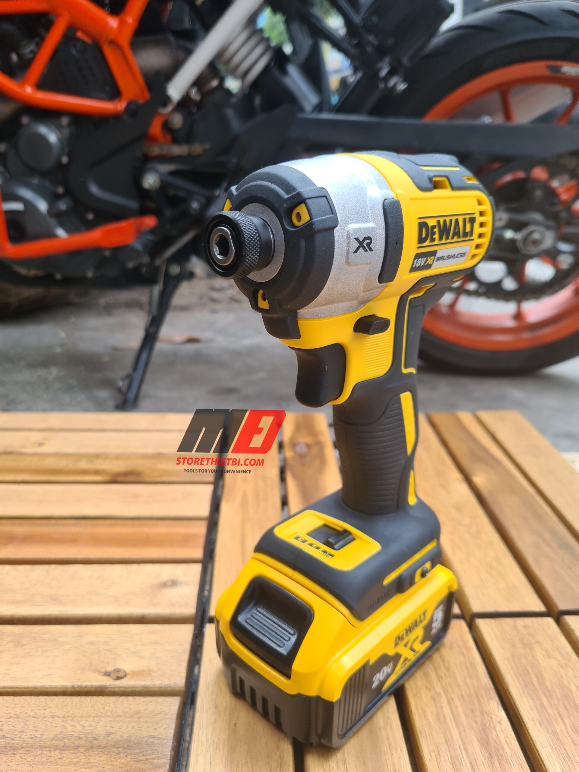 Dcf887n body thân máy bắt vít 18v dewalt