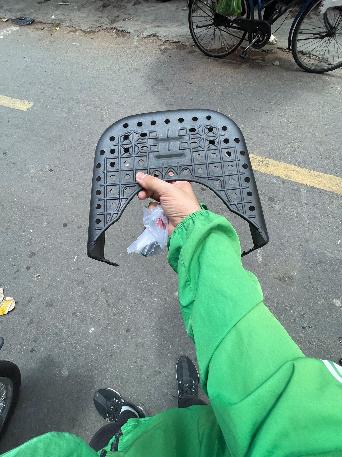 Rổ Appi giữa baga xe Exciter 135-2010.