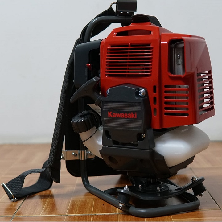 Máy Cắt Cỏ 2 Thì Kawasaki TJ53E Cần Mềm
