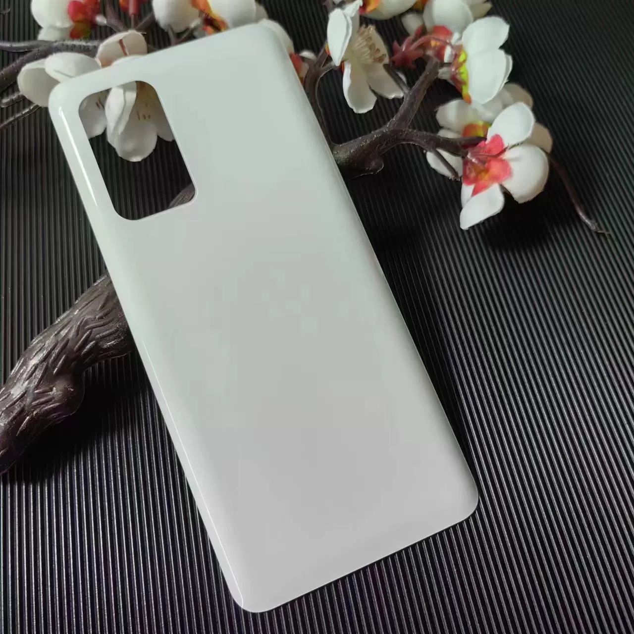 Nắp lưng Xiaomi Mi 12 Pro - zeus